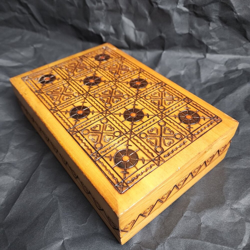 Antique vintage Hand Carved cute Wood box